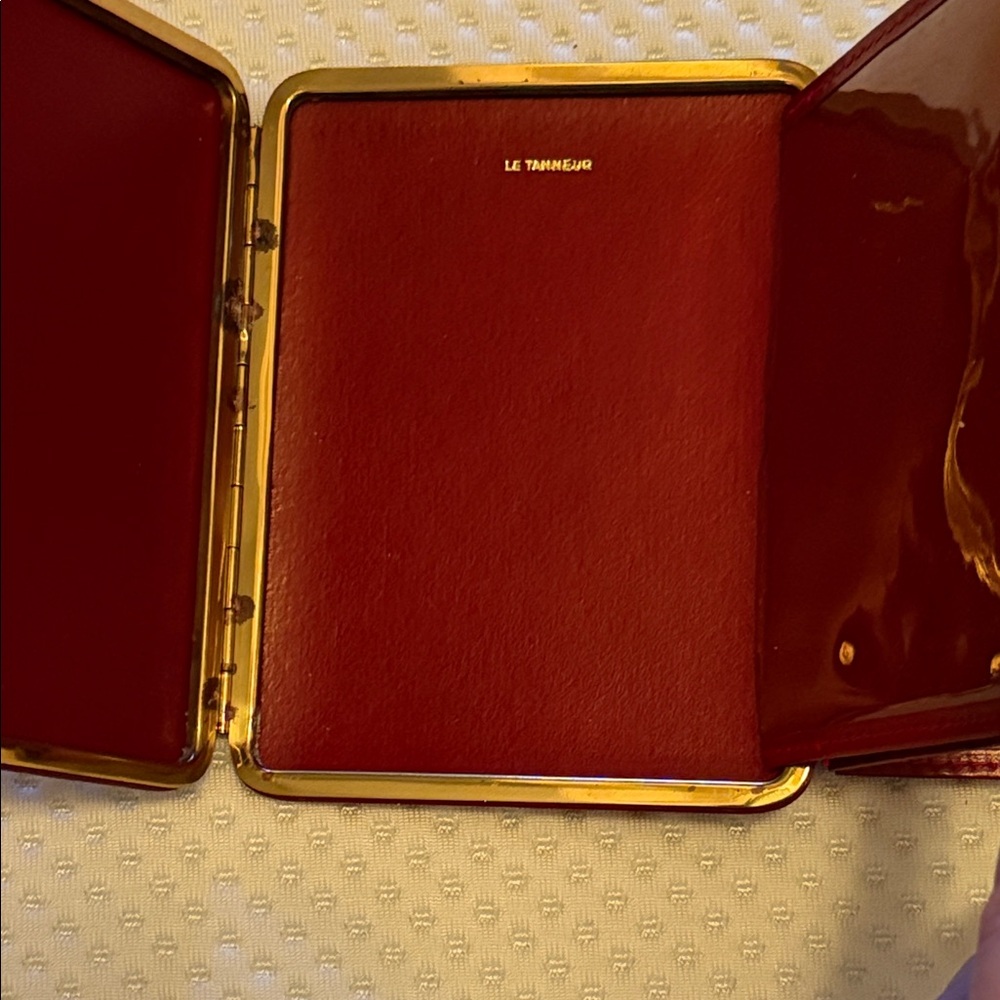 French Vintage Le Tanneur Red Photo Momento Case - Picture 5 of 9